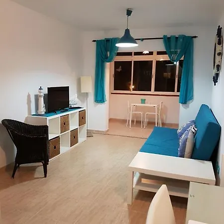 Roel House * Κοραλέχο